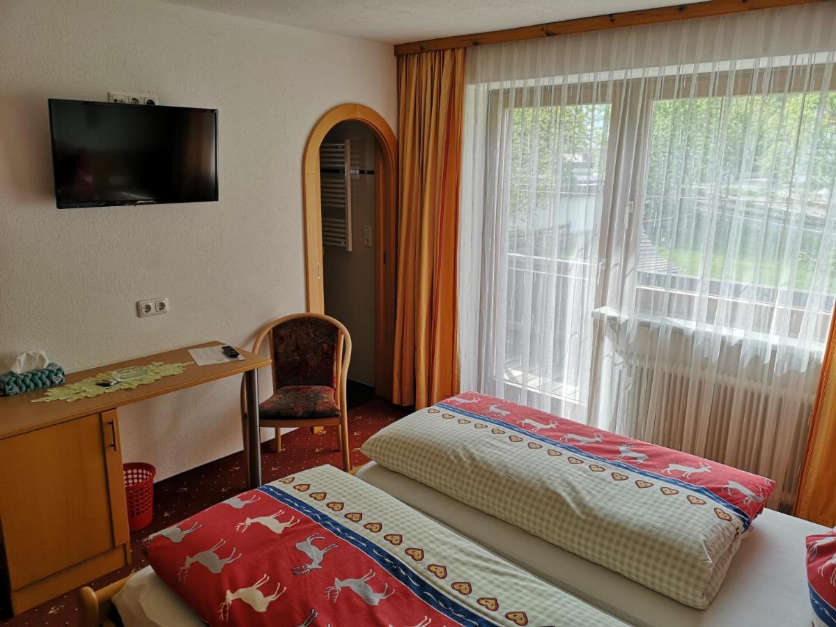 Gaestehaus Luxner Strass im Zillertal Exterior photo