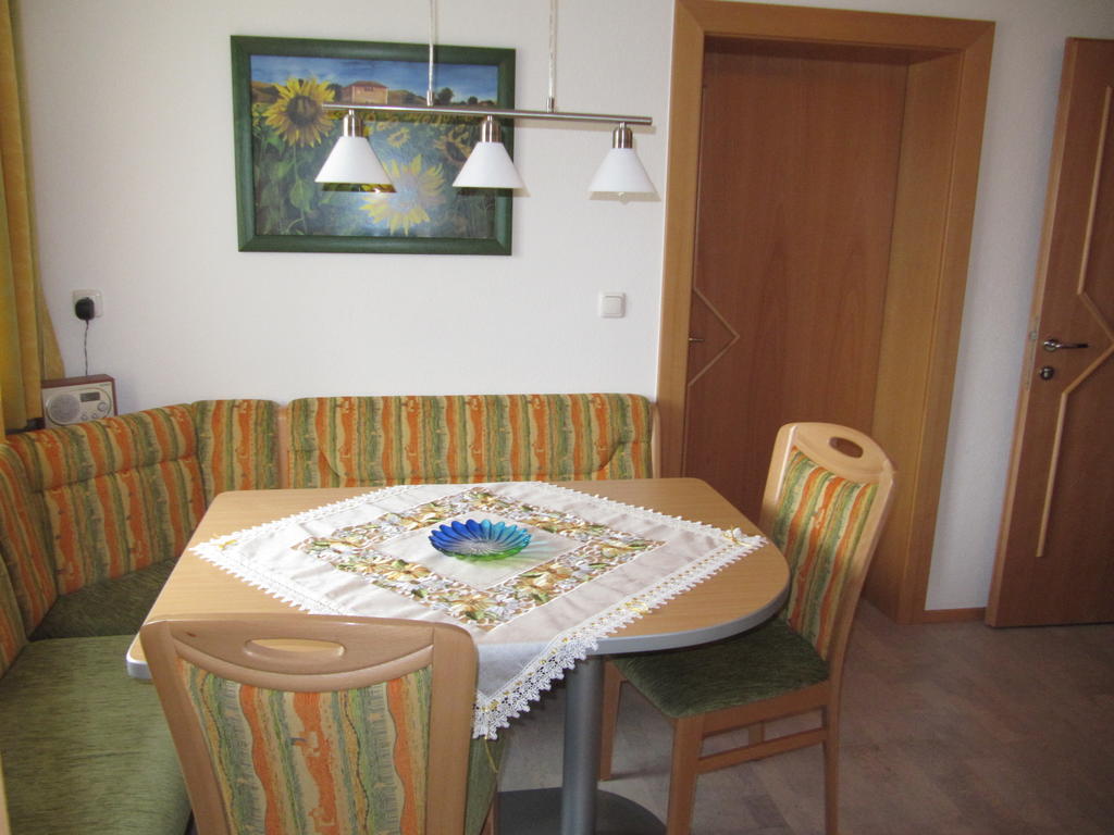 Gaestehaus Luxner Strass im Zillertal Room photo